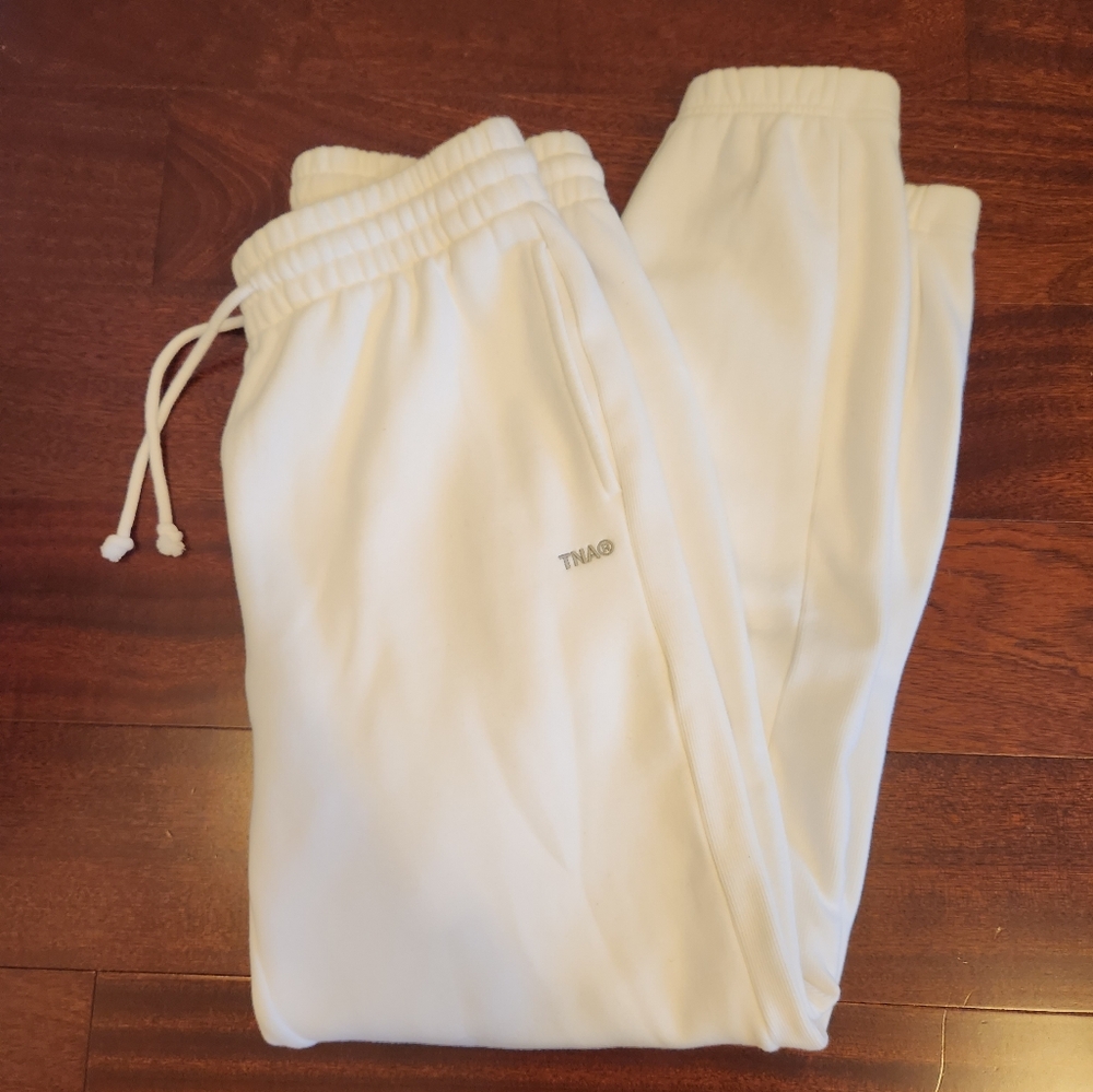 TNA cozy fleece sweatpants